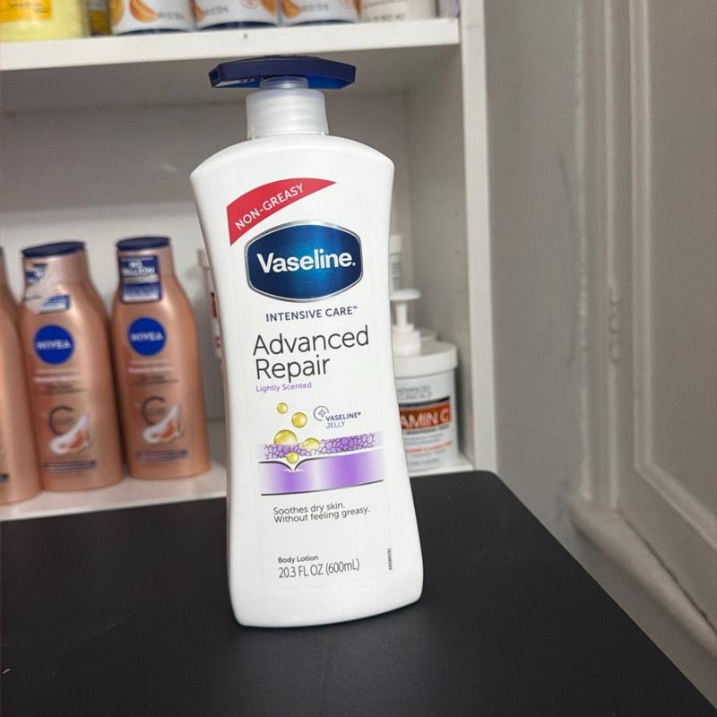 Vaseline advanced repair  Moisturizer Hydrating Skin Repair Moisturizing Body Care